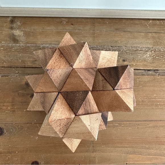 24 Piece Wood Star Puzzle Brain Teaser 6x6x6” - Picture 5 of 7